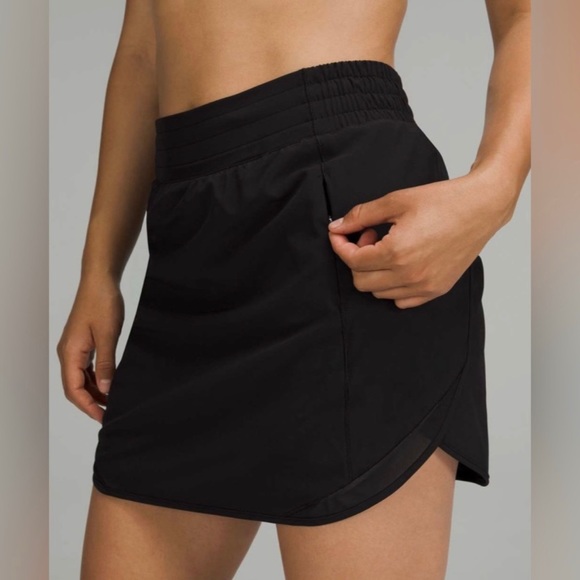 Lululemon Hotty Hot HR Skirt Long NWT Black High Rise - Picture 3 of 7